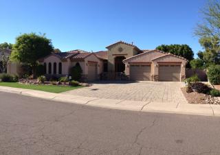 1326 Catamaran Dr, Gilbert AZ  85234-2661 exterior