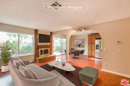 20107 Village Green Dr, Lakewood, CA 90715-1007