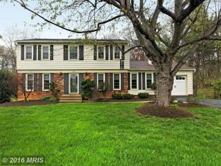 2314 Rosedown Dr, Herndon, VA 20191-1618