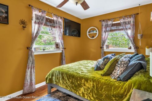 10 Sanford Rd, Bricktown NJ  08724-7134 exterior