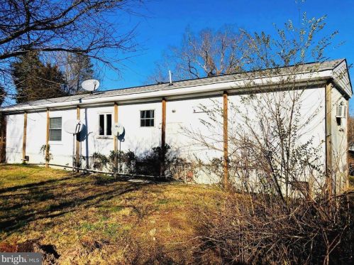 9400 Duerson Ln, Partlow, VA 22534-9792