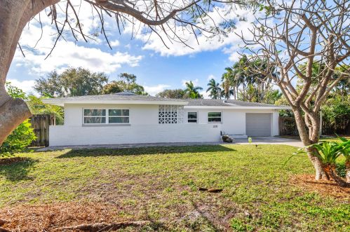 3230 Karl Rd, West Palm Beach, FL 33406-5065