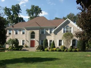 14 Daro Ct, Montville Township NJ  07045-9347 exterior