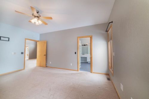 5028 Parrish Ave, Otsego MN 55330-4541 exterior