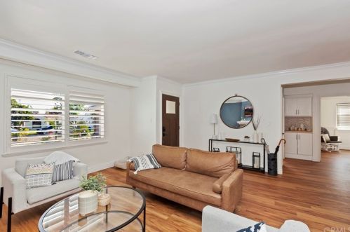 846 Berkeley Ct, Ontario CA  91762-2218 exterior