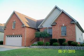 200 Foxrun, Springfield TN  37172-5032 exterior