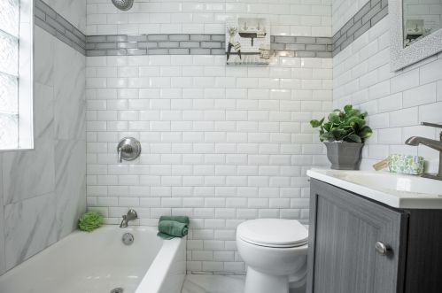 4424 57th St, Milwaukee WI  53218-5608 exterior