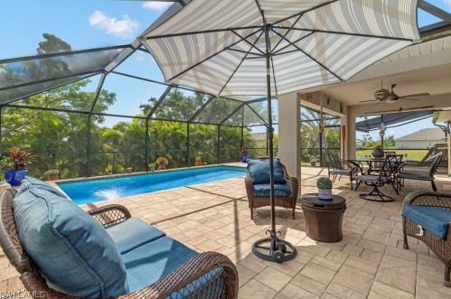 2903 20th Ave, Cape Coral FL  33904-4075 exterior