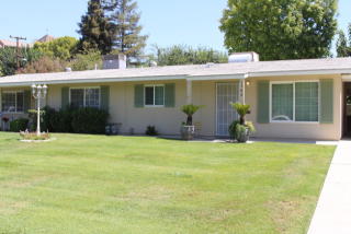 1504 Yorba Linda St, Bakersfield, CA 93309-3529