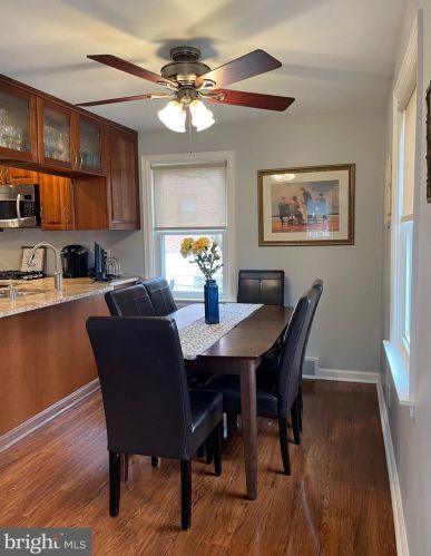 3212 Hilltop Rd, Newtown Square PA  19073-4207 exterior