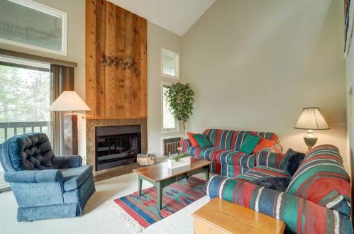 2 Fir Trl, Wisconsin Dells, WI 53965-8848