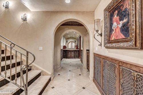 41 Biltmore Est, Phoenix AZ 85016-2819 exterior