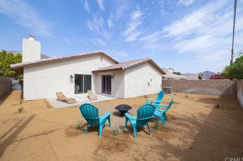 53140 Avenida Martinez, La Quinta CA  92253-5420 exterior