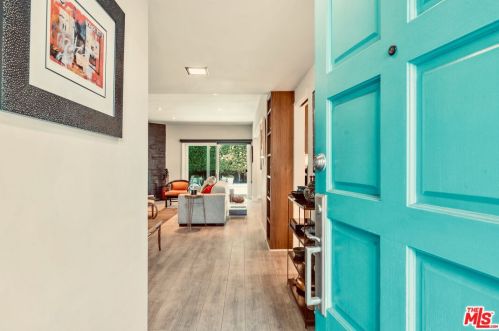 5741 Agnes Ave, North Hollywood, CA 91607-1211