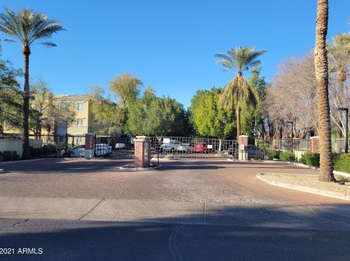 3302 7th St, Phoenix AZ 85014-5445 exterior