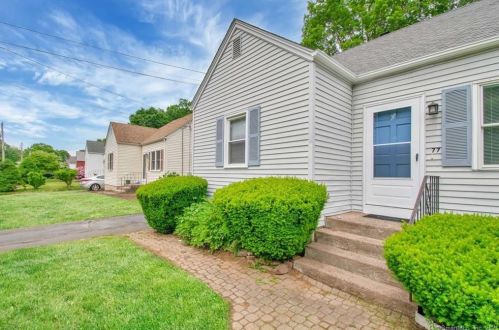 77 Westerly St, Manchester, CT 06042-3081