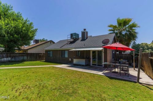 8812 Andrieu Ct, Bakersfield CA 93311-1283 exterior