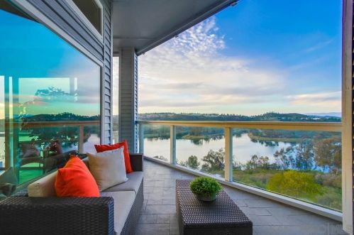 11026 Caminito Vista Pacifica, San Diego CA 92131-3301 exterior