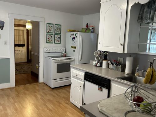 53 Gates St, Keene NH  03431-4137 exterior