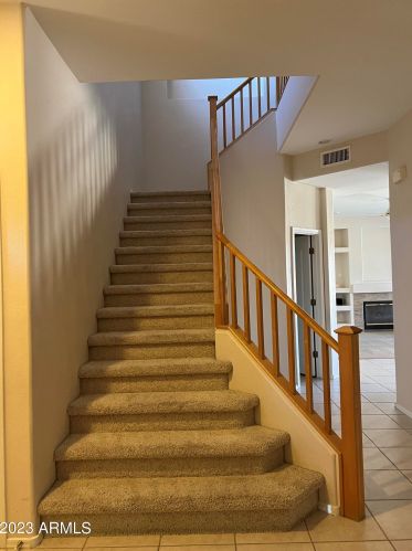 6219 Kerry Ln, Glendale, AZ 85308-7655
