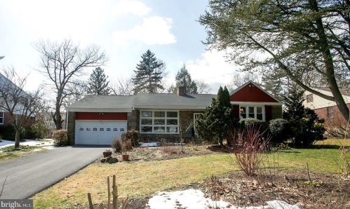 610 Webb Rd, Melrose Park, PA 19027-2538