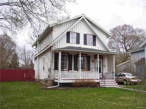87 North St, Geneseo, NY 14454-1115
