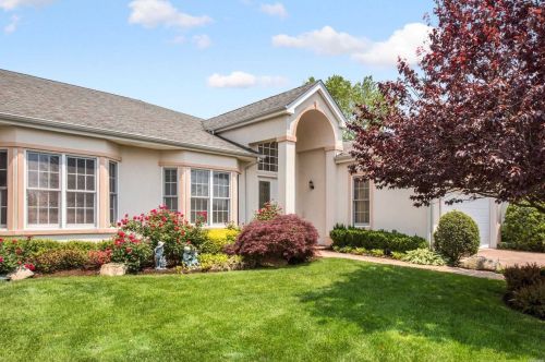 276 Altessa Blvd, Huntington Station, NY 11747-5239