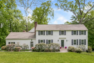 4 Greenwood Ln, Westport, CT 06880-2805