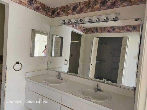 1158 Lombardy Dr, Fort Pierce FL  34986-2181 exterior