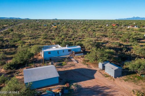14665 Raindance Rd, Tucson, AZ 85736-1371