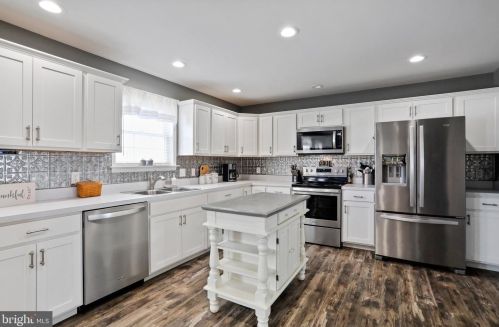 385 Bluebird Trl, Upton PA  17225-1704 exterior