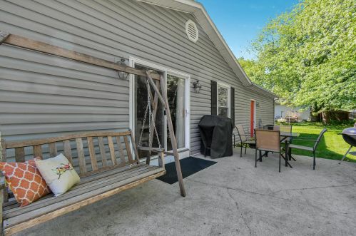 1940 Suqulak Trl, London OH  43140-8741 exterior