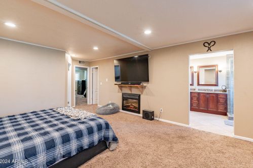 5752 Monte Cristo Ave, Glendale AZ 85306-2230 exterior