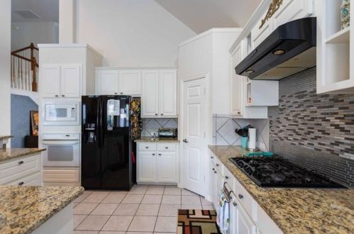 4420 Orchard Gate Dr, Plano TX  75024-7295 exterior