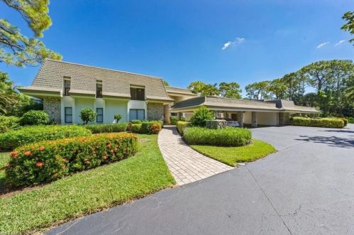 1121 Wildwood Ln, Naples, FL 34105-3211