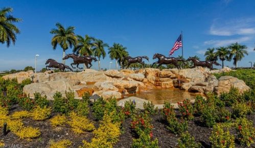 6803 Ascot Dr, Naples FL  34113-2701 exterior