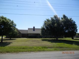 5 Pecan Valley Dr, Lawton, OK 73505-9639