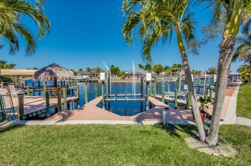 5416 22nd Pl, Cape Coral FL  33914-6836 exterior