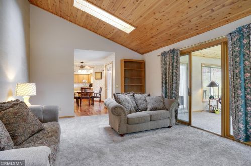 4070 Minnesota Ln, Minneapolis, MN 55446-3412
