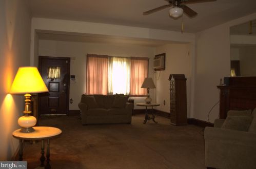 1222 Allengrove St, Philadelphia, PA 19124-2904