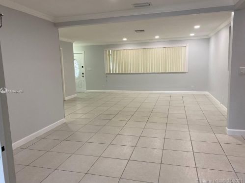 1007 46th Ave, Hollywood FL  33021-5319 exterior