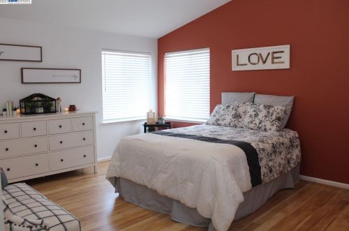 28378 Bradshire Rd, Hayward CA  94545-4818 exterior