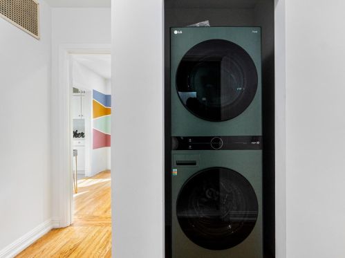 1139 King St, Redwood City CA  94061-2260 exterior