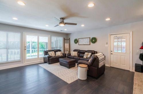 5607 Kayway Dr, Greenville TX  75402-6413 exterior