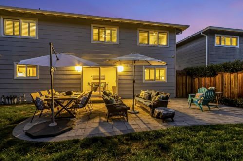 1685 Grizilo Dr, San Jose CA  95124-1920 exterior