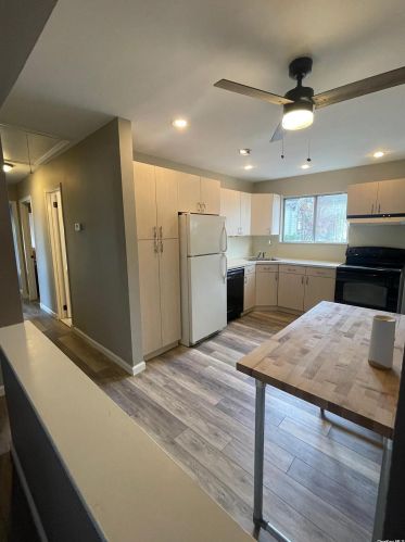 3904 South St, Seaford, NY 11783-3239