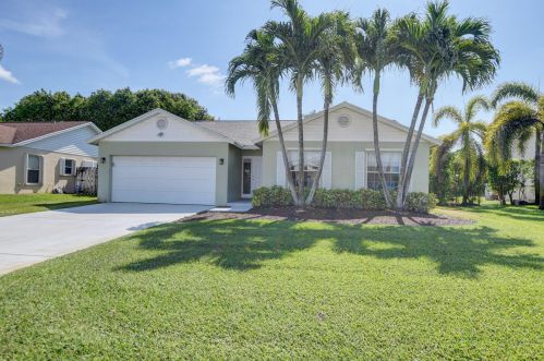 9966 Holly Hill Dr, Boynton Beach, FL 33437-3605