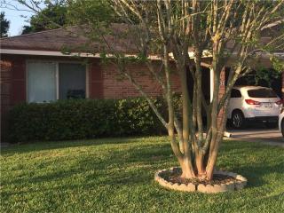 638 Lark Dr, Lakeland, FL 33813-1124