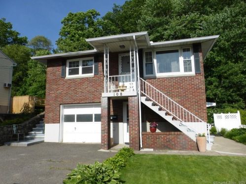 108 Moreland Ave, Waterbury, CT 06705-2946