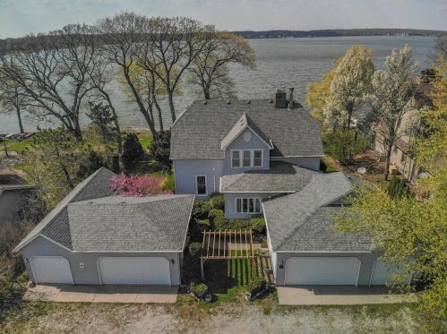 13909 Laque Dr, Cedar Lake, IN 46303-9658